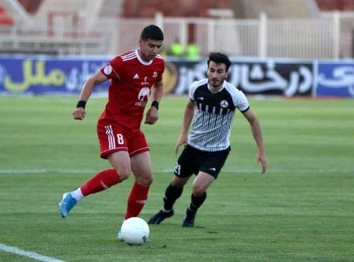 لیگ برتر فوتبال | تراکتورِ منصوریان وارد می‌شود