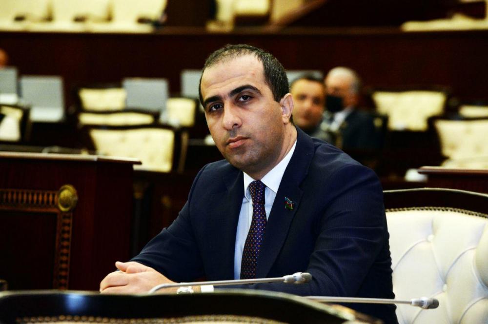 انتقاد تند یئنی مساوات به اظهارات ضد ایرانی بهروز محرم‌اف