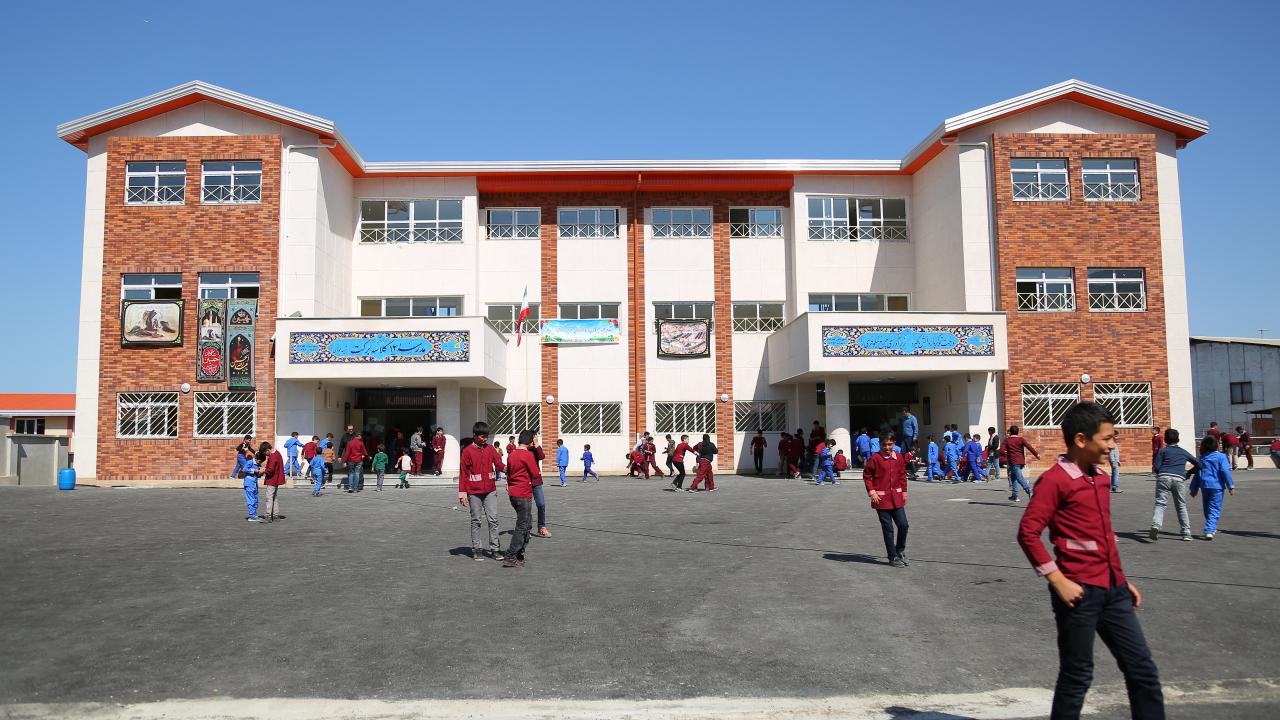 خیرین استان 750 کلاس درس می‌سازند/ فضای آموزشی: 5.8مترمربع