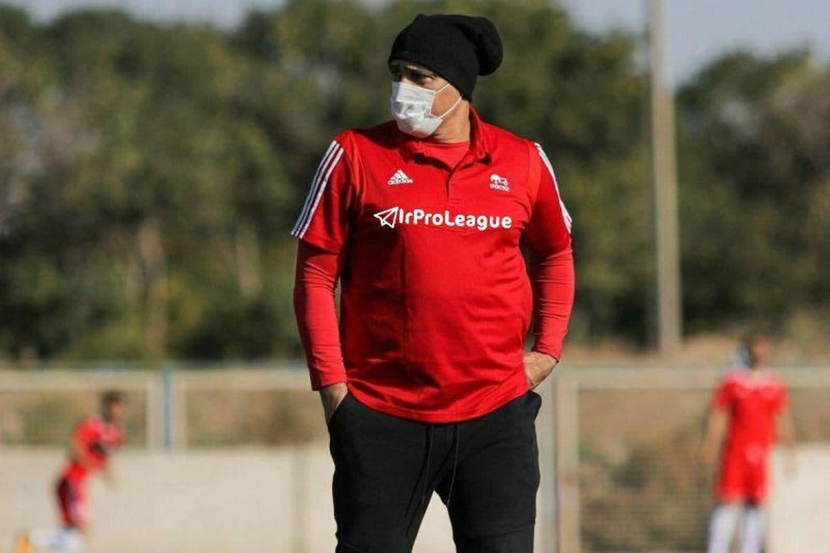 سرمربی تراکتور برکنار شد