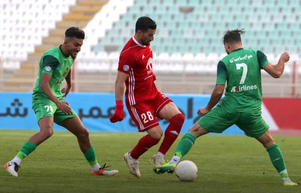 تراکتورِ شجاعی فاتح دربی شد/ رستگاری در فرگی‌تایم با تعویض طلایی