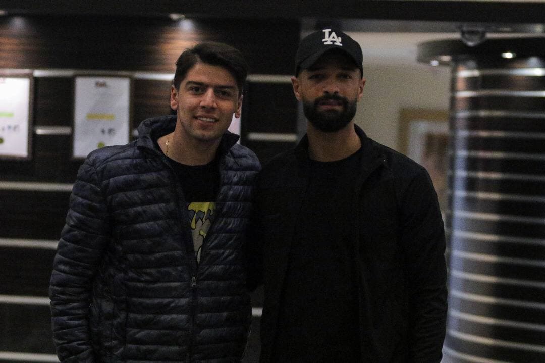 آشتی‌کنان بازیکنان جنجال‌ساز تراکتور و گل‌گهر