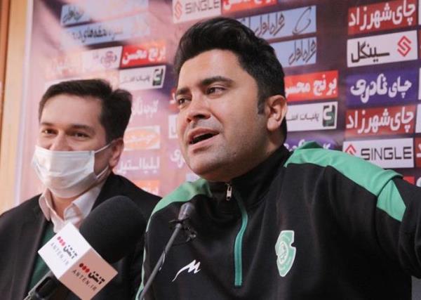 اخباری: روی سبک بازی پرسپولیس کار کرده‌ایم/ ماشین‌سازی در لیگ برتر می‌ماند