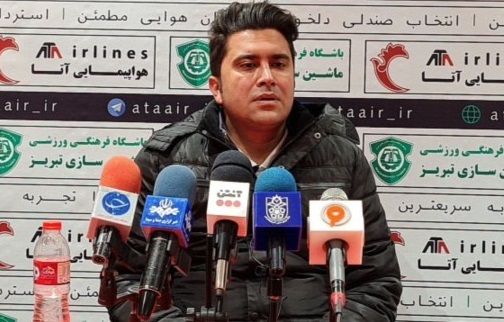 اخباری: با گل زودهنگام تنبیه شدیم/ اعصاب بازیکنانم با وقت‌کشی فولاد بهم ریخت