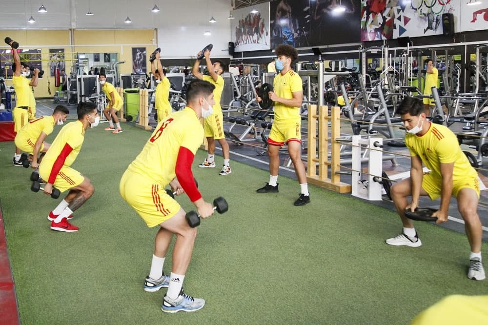 استارت تراکتور برای بازی با استقلال