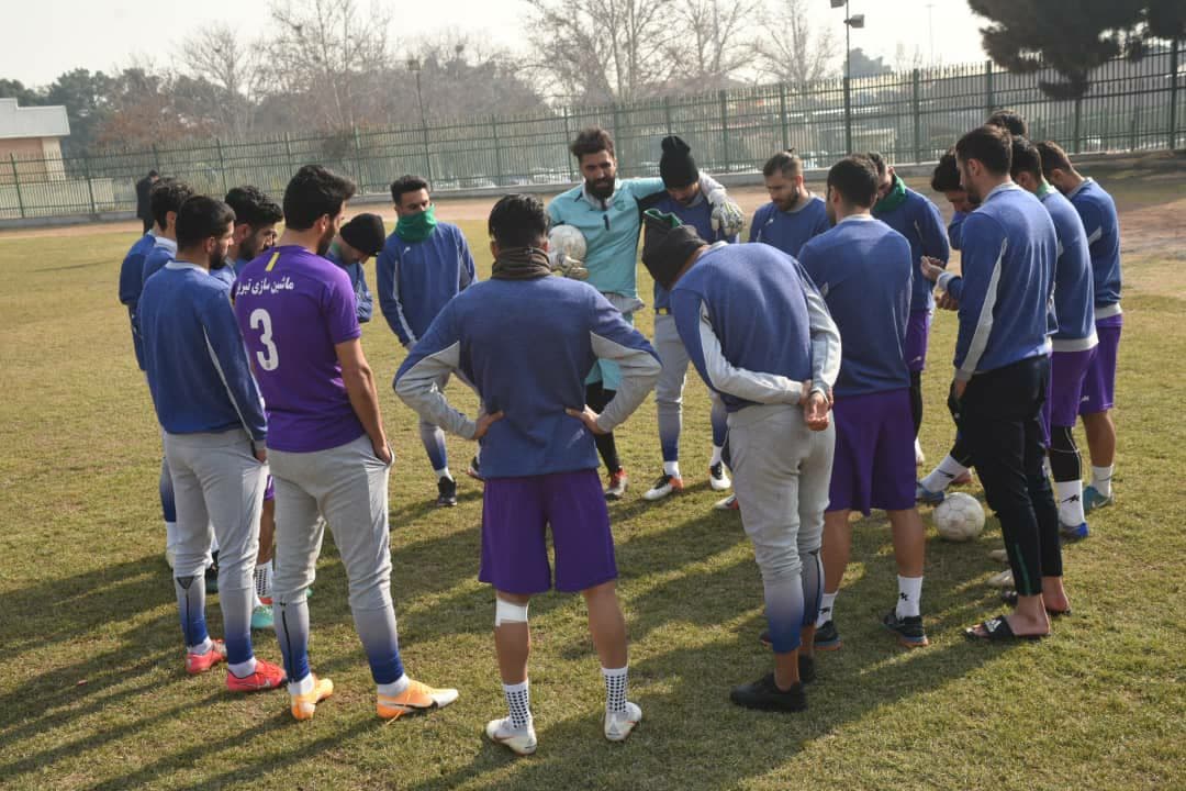 عکس/ چهره مغموم بازیکنان ماشین‌سازی در جلسه ریکاوری