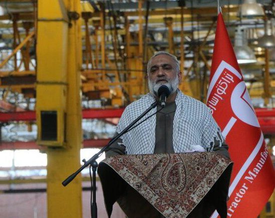 مرگ بر  آمریکای متفاوت در تراکتورسازی تبریز/ ما میتوانیم و باید بتوانیم