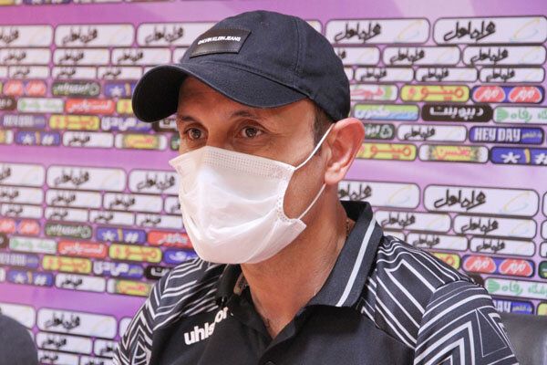 گل‌محمدی به نشست خبری تراکتور نرسید