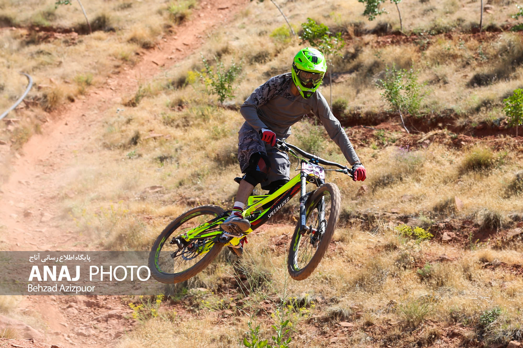 مسابقات دانهیل جام تبریز