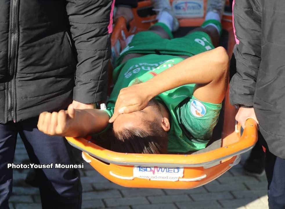 آخرین وضعیت بازیکن مصدوم ماشین‌سازی/ احتمال شکستگی پا رد شد