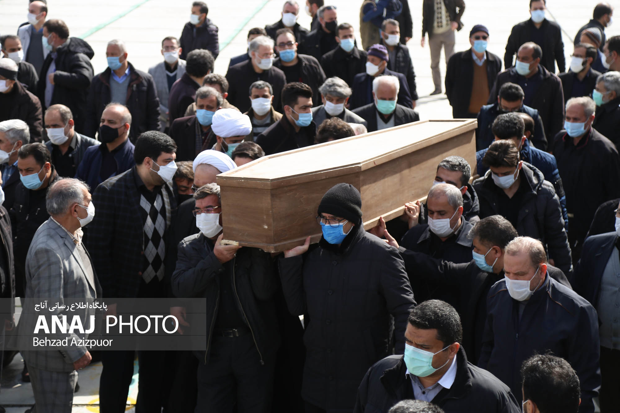 مراسم تشییع هنرمند انقلابی مجید دلدوزی