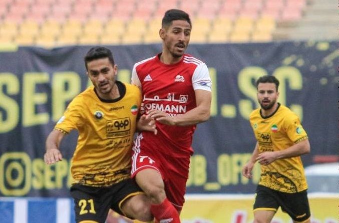 سپاهان 2 – 0 تراکتور؛ اولین باخت خطیبی در آخرین بازی سال