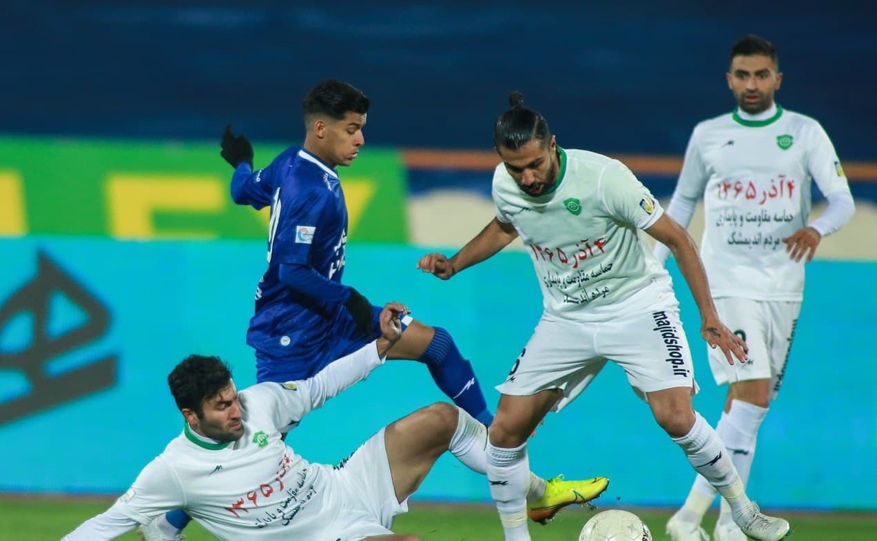 تقابل ماشینِ بحران زده با استقلالِ متحول شده/ معاینه فنی در آخر سال!