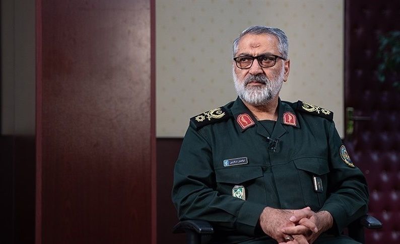 امکان حذف خدمت سربازی وجود ندارد ولی تغییر چرا/ طرح سربازی حرفه‌ای غیرکارشناسی است