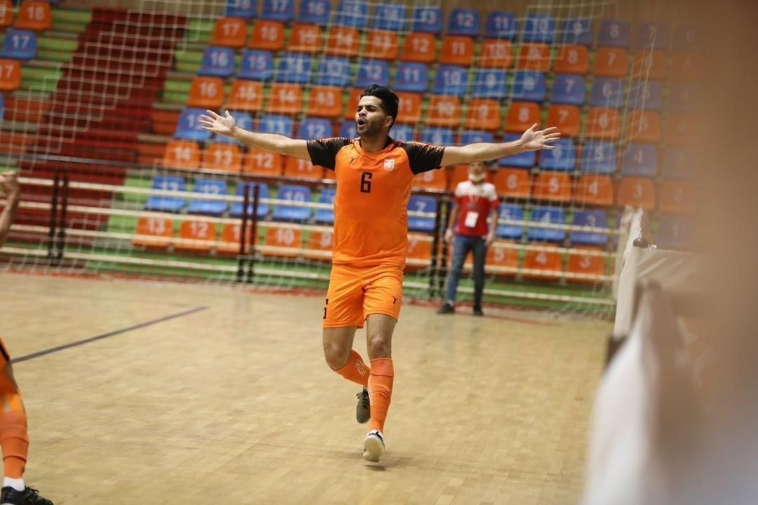 با قانون «گل نزنی، گل می‌خوری» جریمه شدیم/ اعتقادی به طلسم ندارم