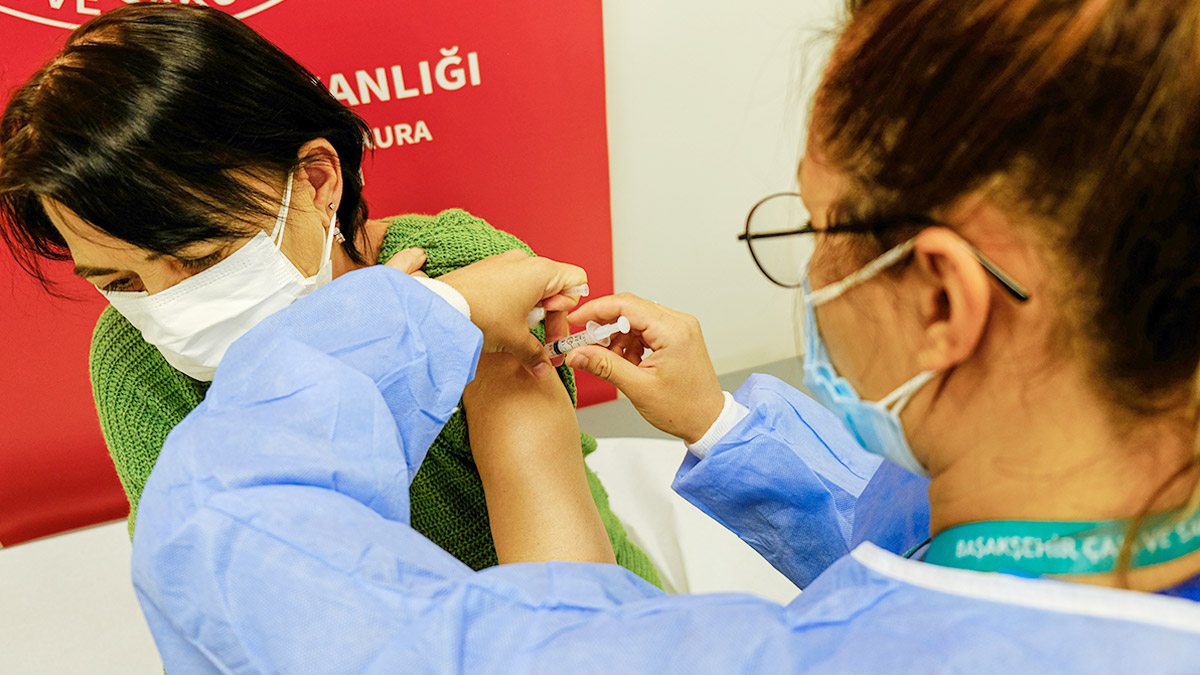 اقدام عجیب مخالفین واکسن کرونا در ترکیه