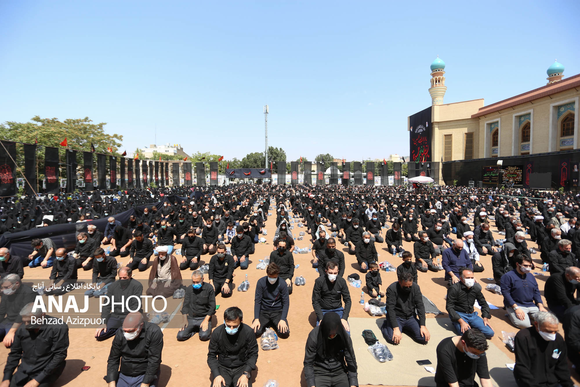 نماز ظهر عاشورا در تبریز