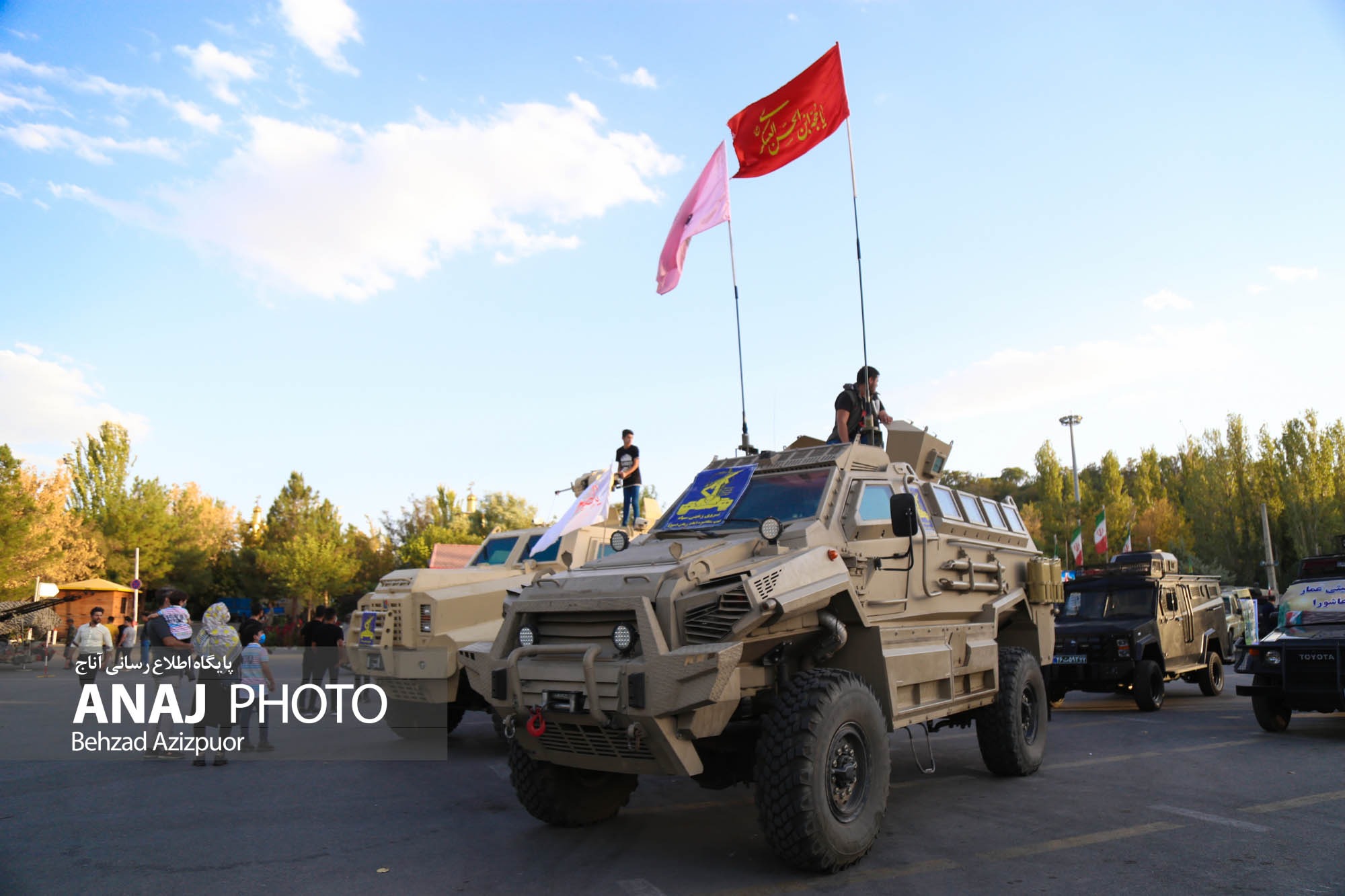 نمایشگاه هفته دفاع مقدس در تبریز