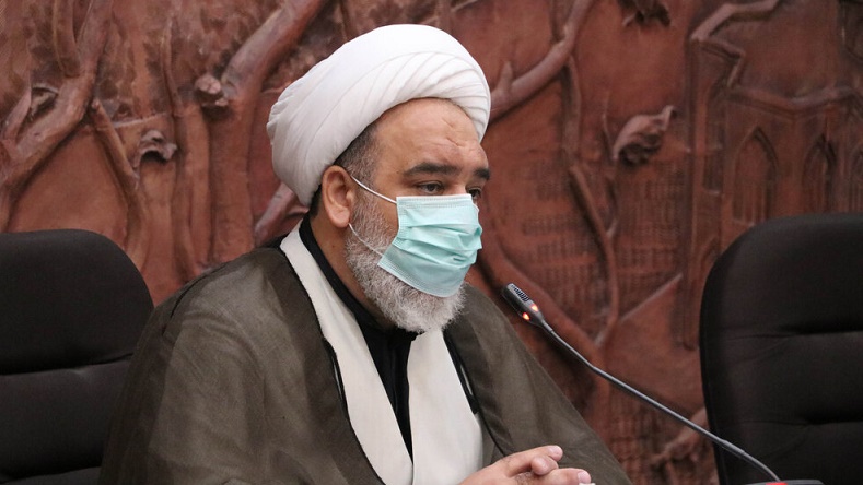 حاشیه‌نشینی در شهر و شهرداری!/درخواست مبارزه با فساد و جوانگرایی از شهردار