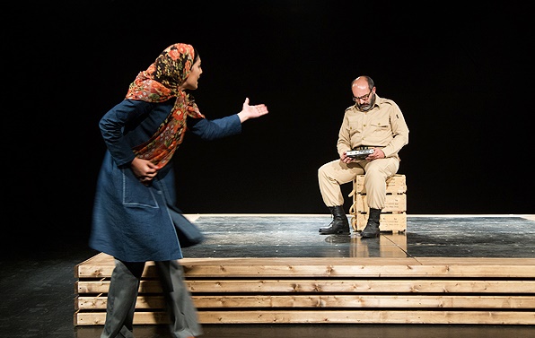 سری دوم تئاتر تکه‌های سنگین سرب به روی صحنه رفت