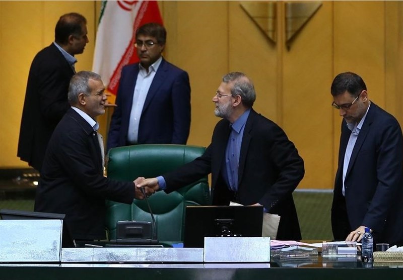 مخالفان طرح شفافیت؛ از نوری تا پزشکیان