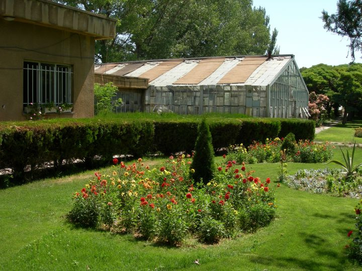 نابودی زیرساخت، فضای سبز و منطقه تاریخی خلعت‌ پوشان