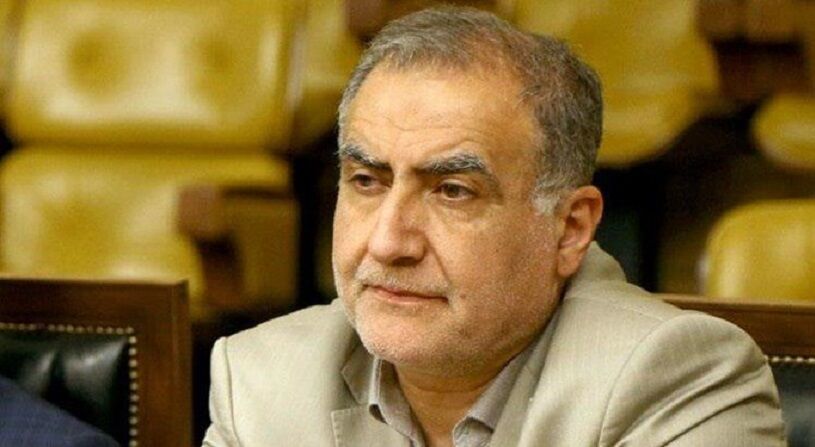 ایران و جمهوری آذربایجان یک ملت و دو دولت هستند