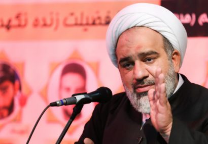 حاج بیوک آسایش هیچ گاه از انقلاب سهم خواهی نکرد/ برای گریه کردن افراد به نوحه های بی سند متوسل نمی شد