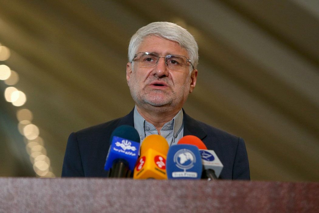 دکتر فرهنگی هیچ موضوع شخصی در دانشگاه تبریز ندارد/ نطق در حمایت از دولت بود