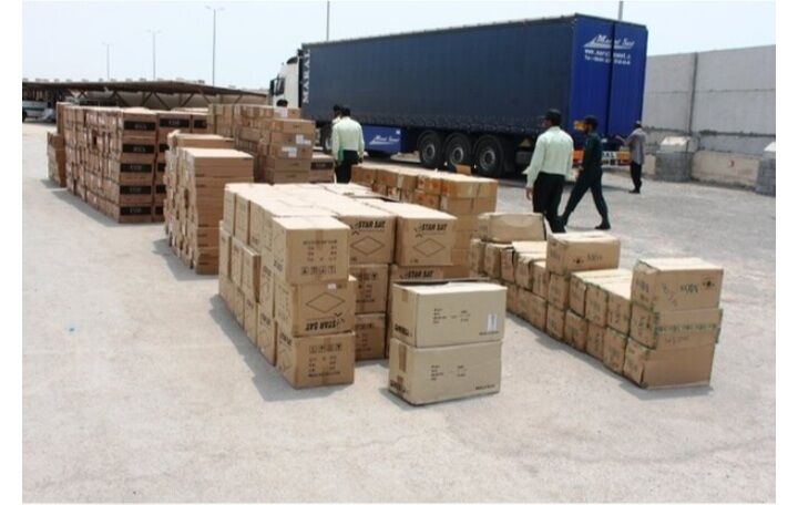 توقیف کامیون های حامل کالای قاچاق در اتوبان شهید کسایی تبریز