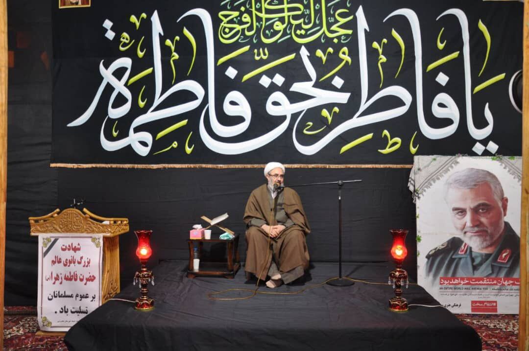 شهدا با ذکر «یافاطمه» از ولایت دفاع کردند