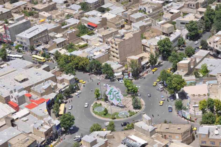 مرند میتواند شهر سرامیک کشور شود/  عوامل تولید نباید مانع تولید شوند