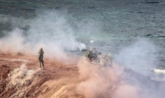 تمرین دفاع مستحکم یگانهای نیروی زمینی سپاه از سواحل و جزایر