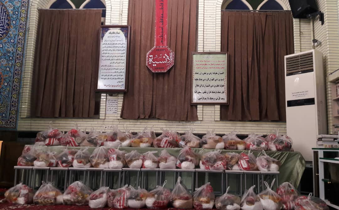 توزیع ۲۵۰ بسته معیشتی یلدای فاطمی در تبریز