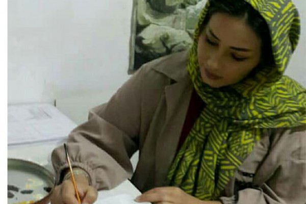 مصائب خالق سفال های خوش نقش و رنگ‌