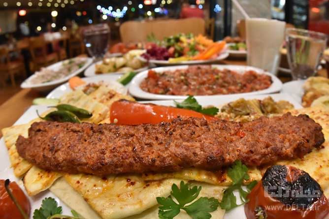 کباب بناب می‌تواند دنیا را بگیرد/ این غذا قابلیت جهانی شدن را دارد