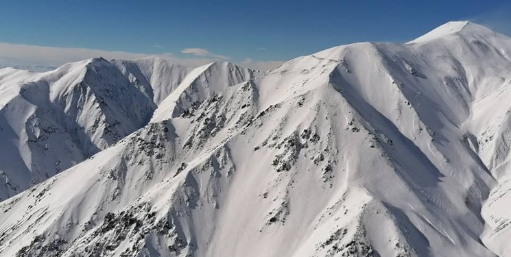 خبری از گم شدگان ارتفاعات میشو نیست/ مردم عادی و کوهنوردان برای کمک نیایند