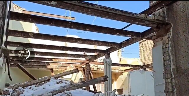 مصدومیت یک کارگر بر اثر ریزش آوار در کوی آشتاب تبریز