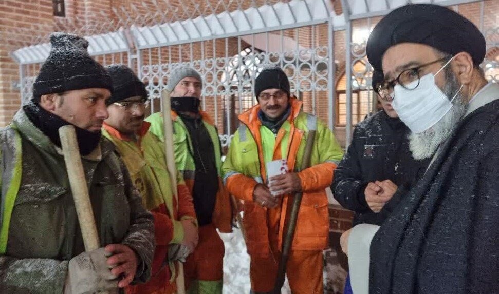 تقدیر امام جمعه تبریز از خادمان برف روب شهرداری تبریز