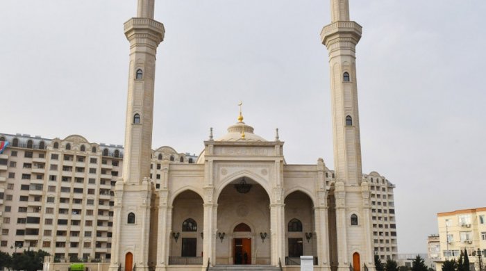 تبریک آیت‌الله مکارم شیرازی به مردم جمهوری آذربایجان+فیلم