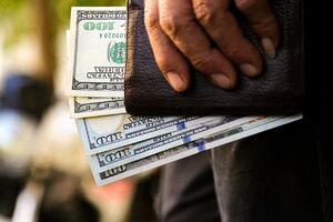 نرخ دلار و یورو امروز ۳ اسفند