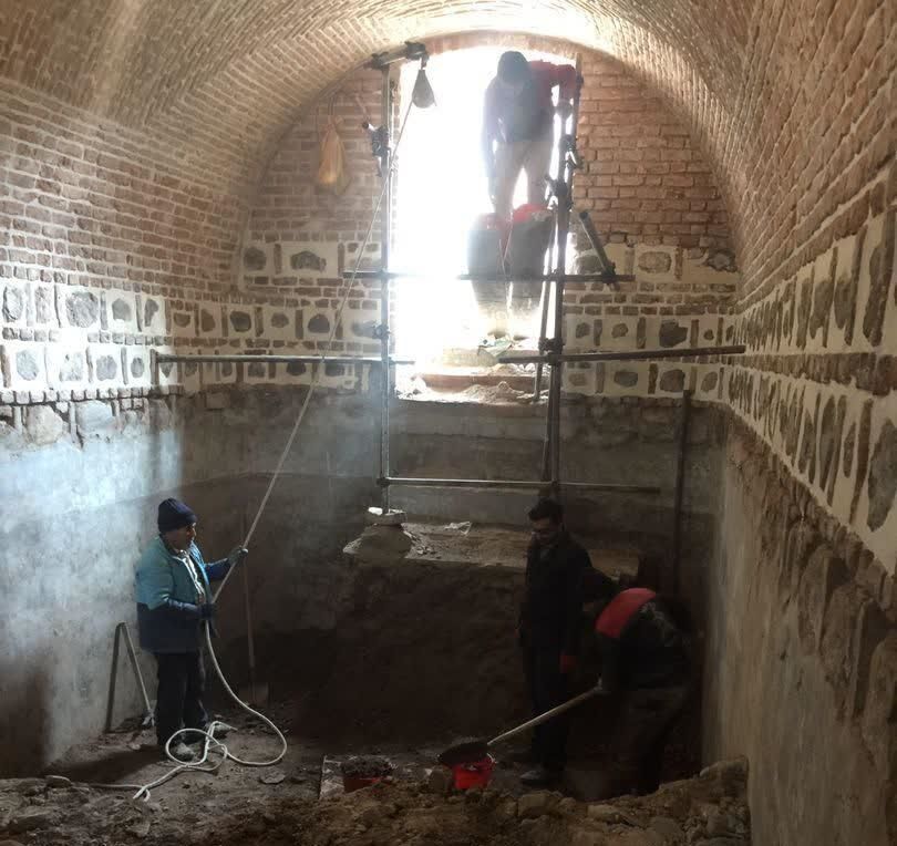 آب انبار قدیمی عمارت ساعت تبریز مرمت می شود