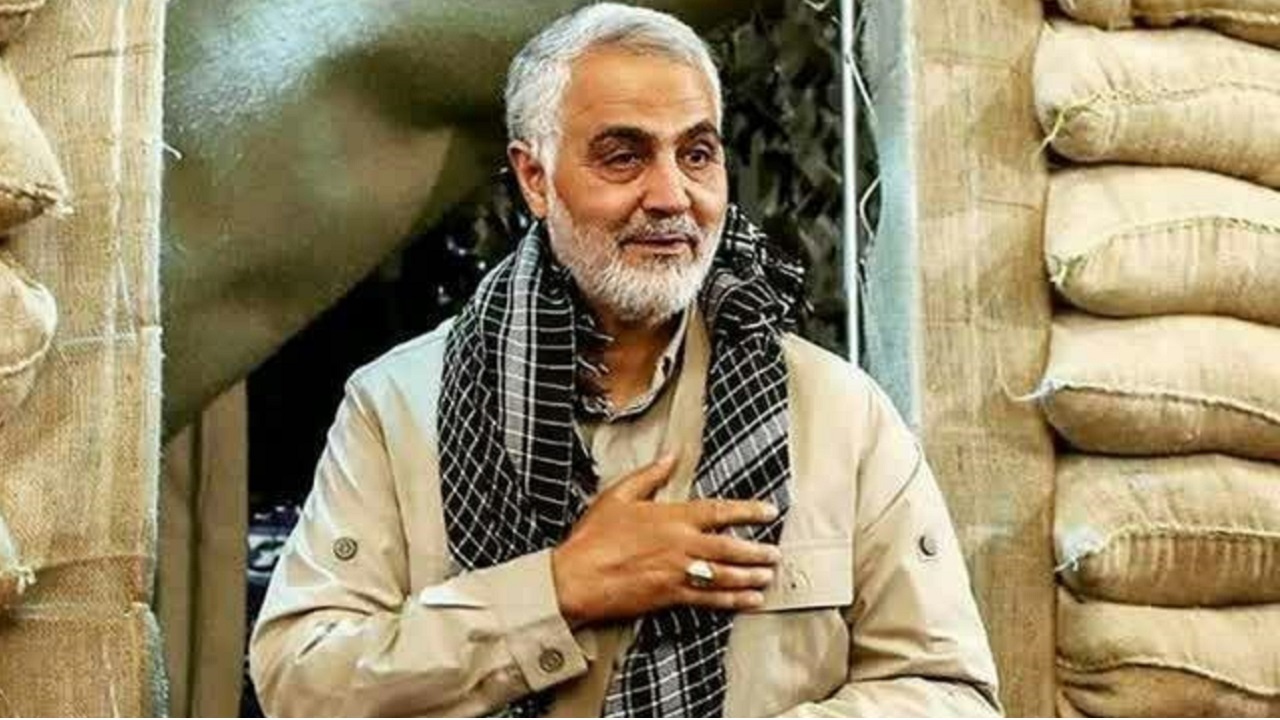 تعابیر بی نظیر حاج قاسم درباره یک شهید؛ او استاد من در همه چیز بود!