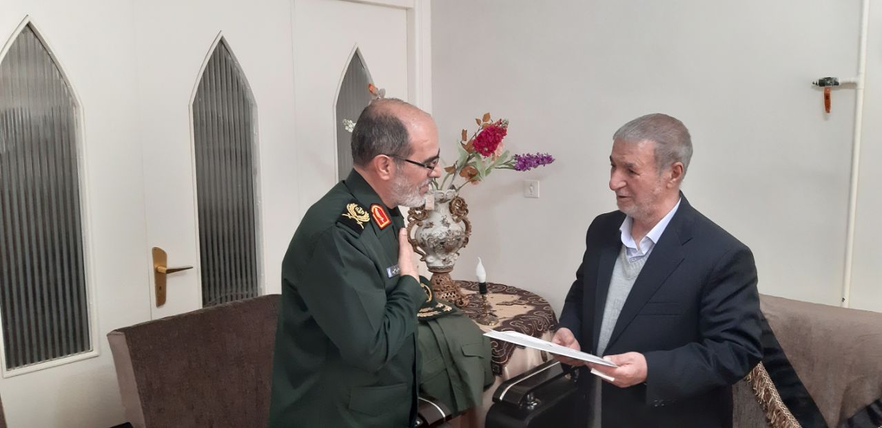 دیدار نوروزی فرمانده سپاه عاشورا با پیشکسوتان جهاد و شهادت