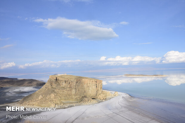 طرح تحقیق و تفحص از عملکرد ستاد احیای دریاچه ارومیه تصویب شد