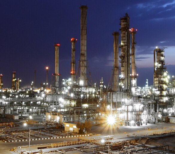 عذرخواهی شرکت‌ پالایش نفت تبریز از بابت نشت مواد نفتی بودار