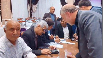 کمک ۱۰ میلیارد ریالی مردم اهر در جشن گلریزان