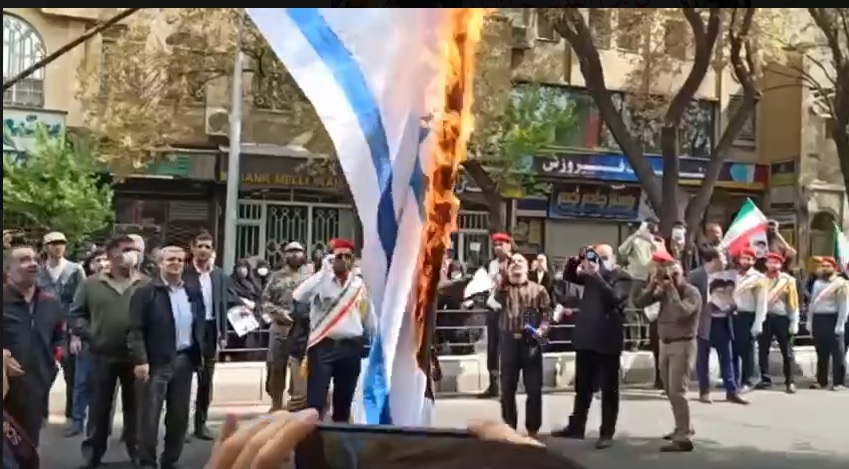مردم تبریز پرچم رژیم صهیونیستی را به آتش کشیدند + فیلم