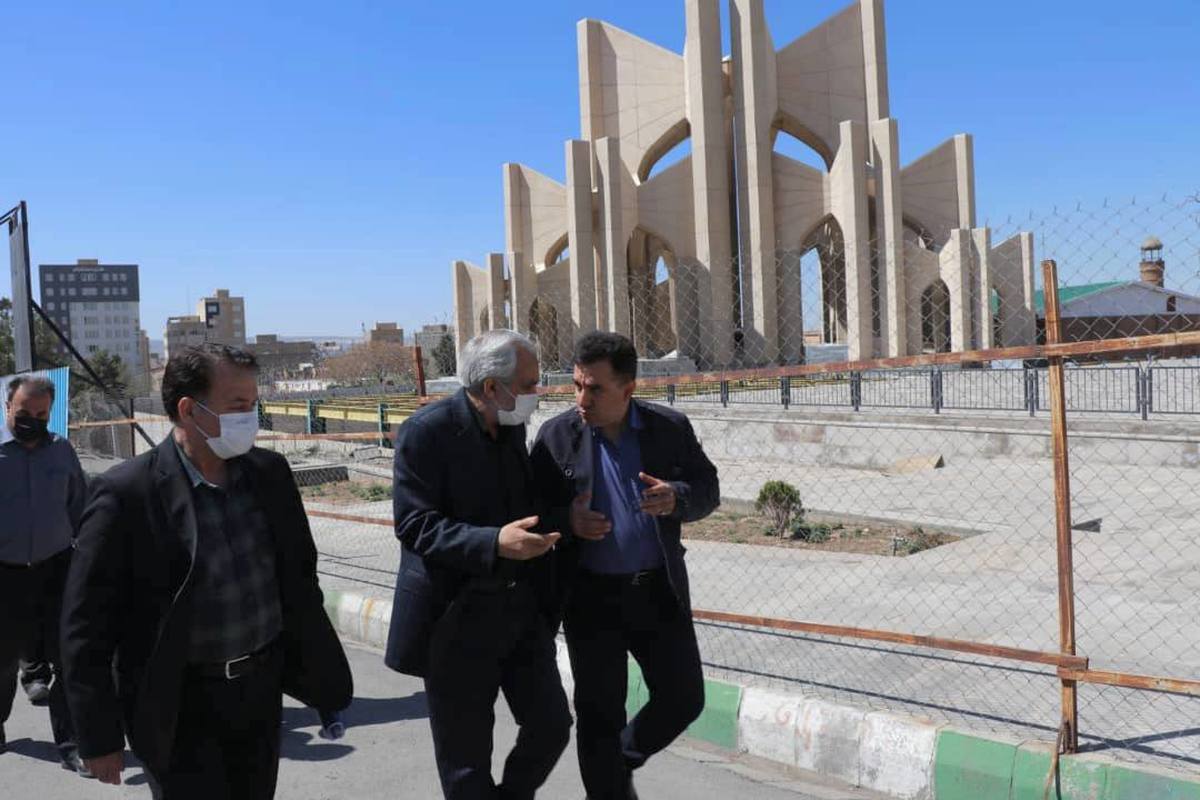 مقبره‌الشعرا اولویت شهرداری در حوزه گردشگری است