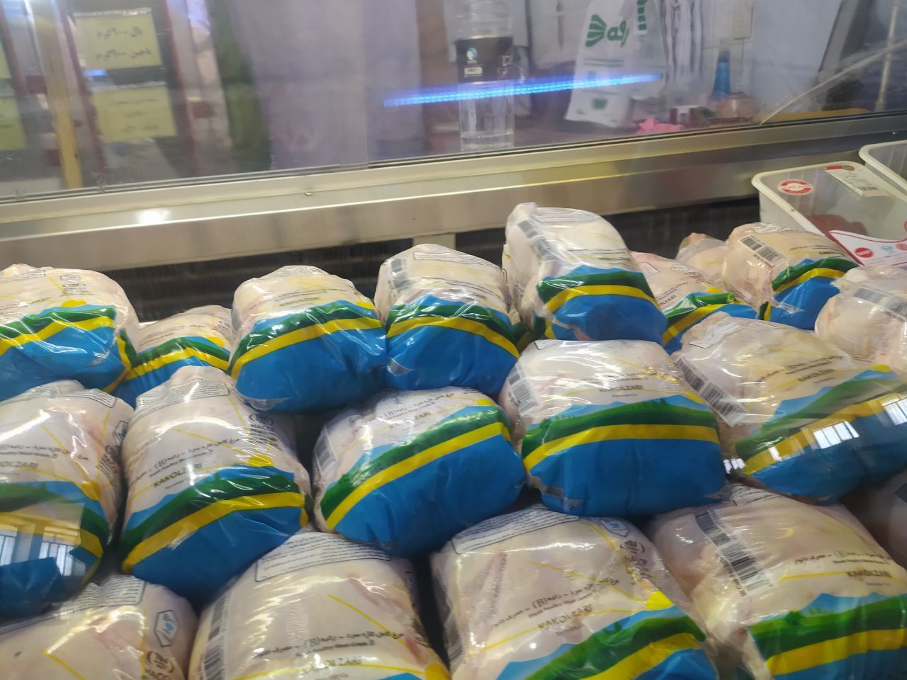 مدیرکل دامپزشکی آذربایجان شرقی: مردم به شایعات در مورد عرضه گوشت مرغ تاریخ گذشته توجه نکنند